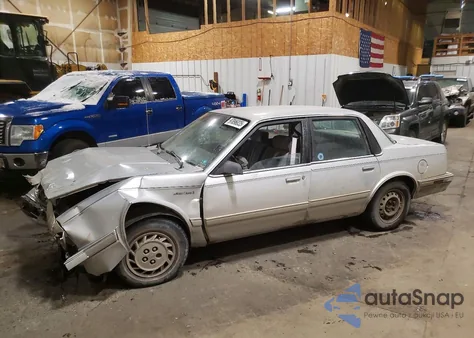 1994 Oldsmobile Cutlass Ciera S z USA, uszkodzony, nr VIN 1G3AG5543R6300103